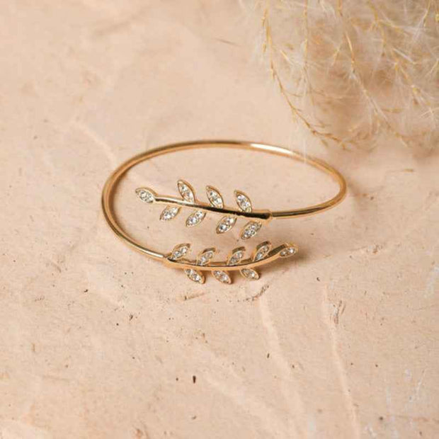 Olive Leaf Minimal Gold Bangle