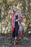 Kimonos de patchwork con estampado floral de cachemira.