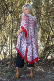 Kimonos de patchwork con estampado floral de cachemira.
