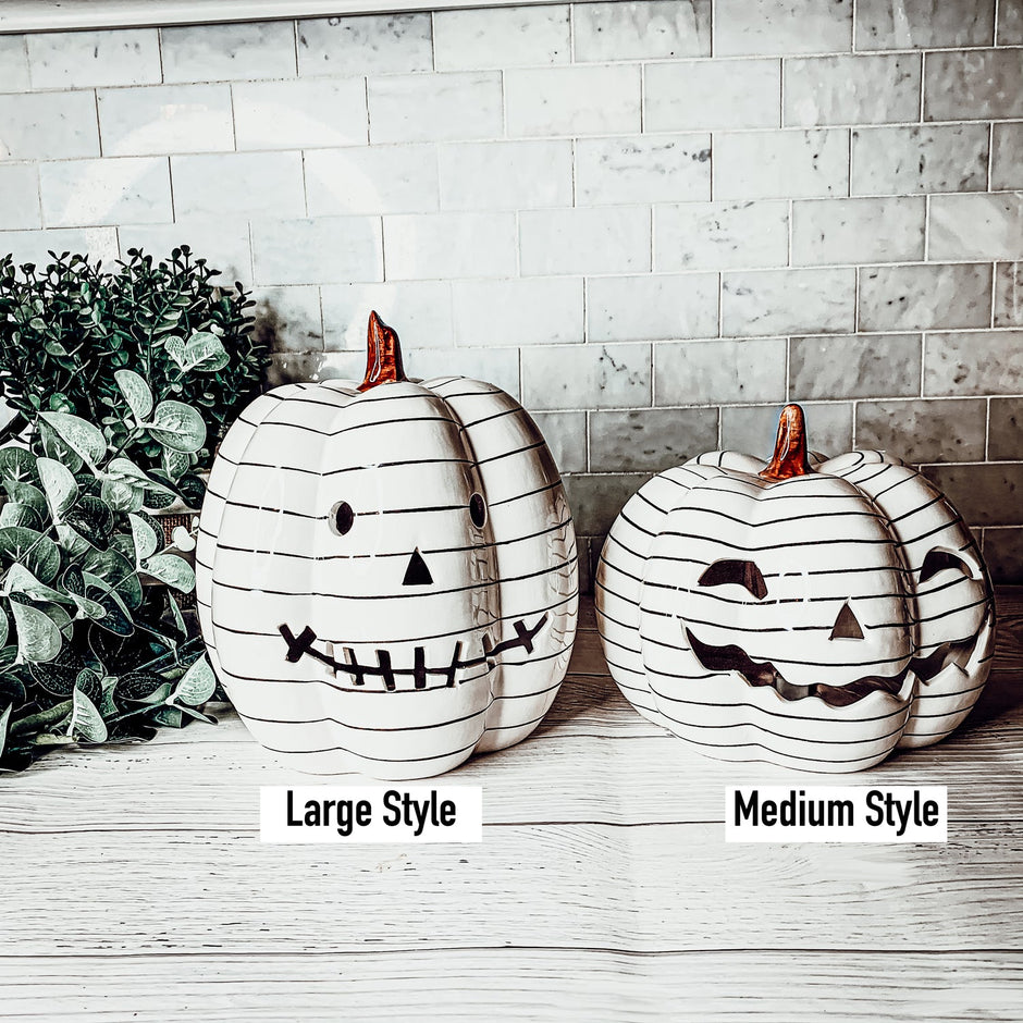 LED B&W Pumpkin