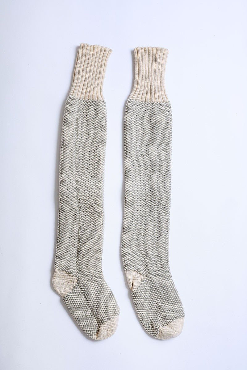 Chaussettes de détente en tricot côtelé.