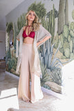 Kimonos deshilachados con detalles de lentejuelas.