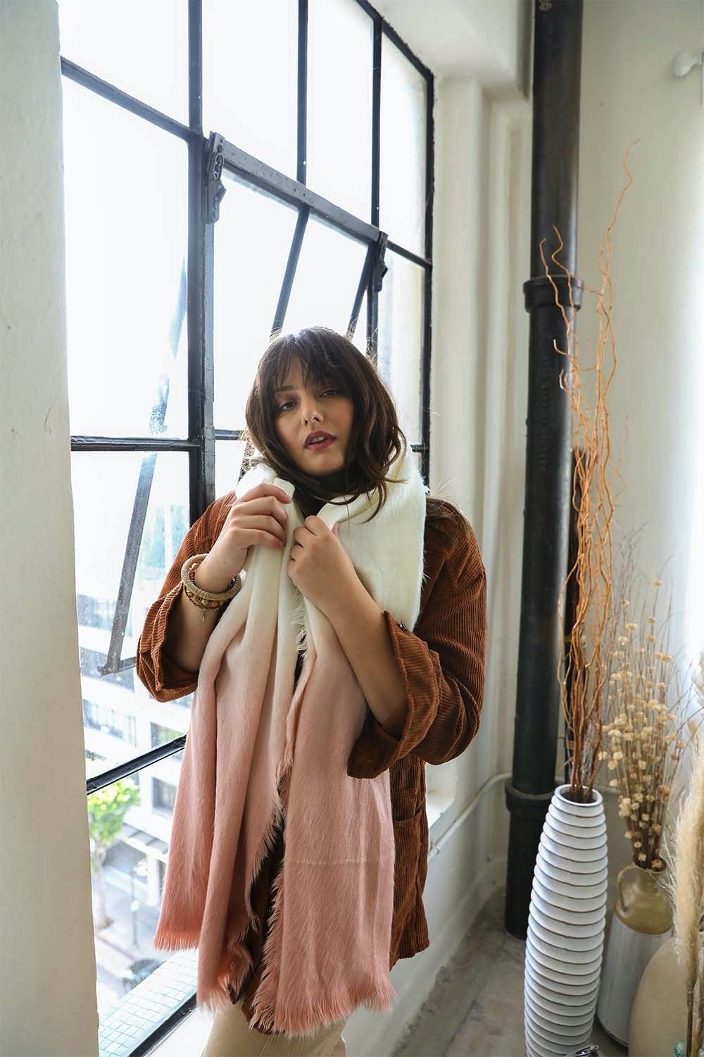 Écharpe en laine soyeuse ombrée