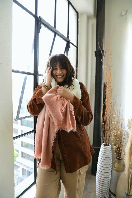 Écharpe en laine soyeuse ombrée