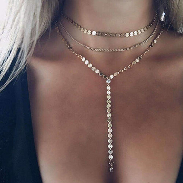 Collar de tres capas