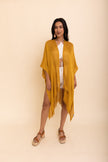 Kimonos con ribetes deshilachados.