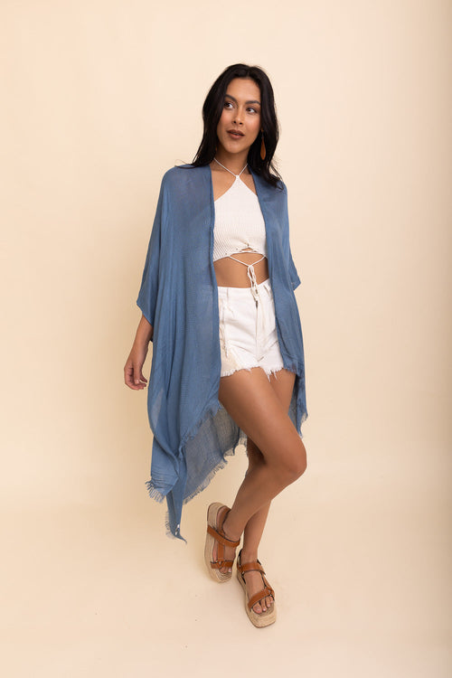 Kimonos con ribetes deshilachados.