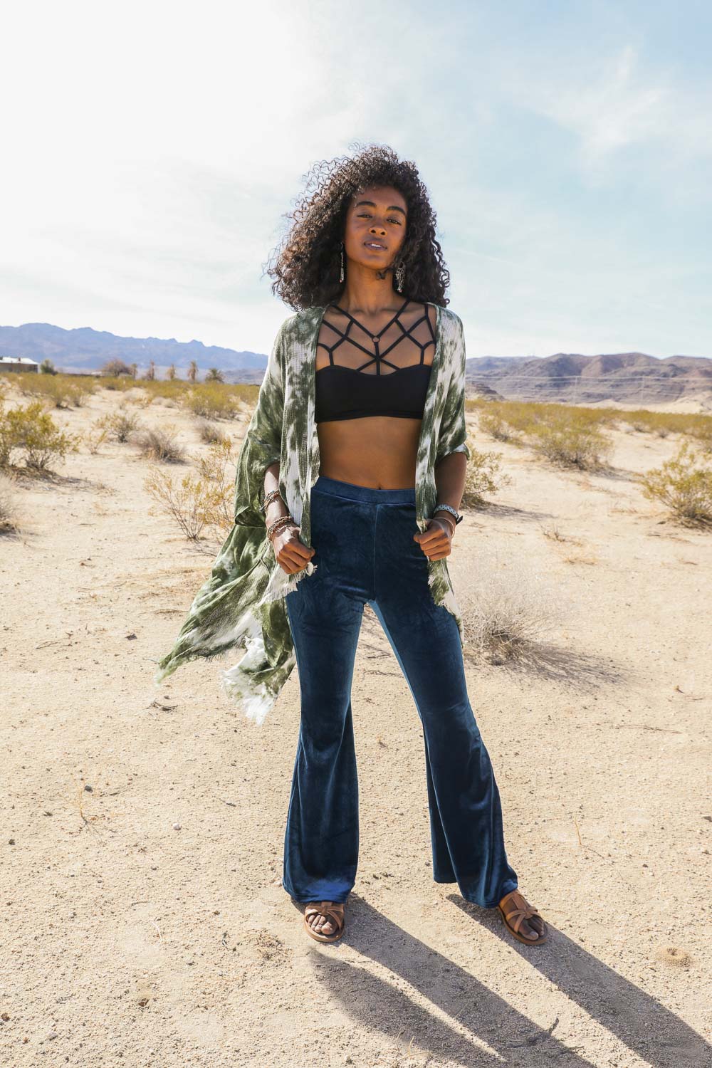 Kimonos festivos con efecto tie-dye.